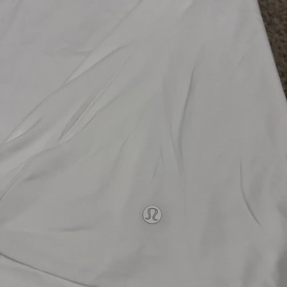 lululemon athletica Classic White Short Sleeve Tee - Picture 3 of 5